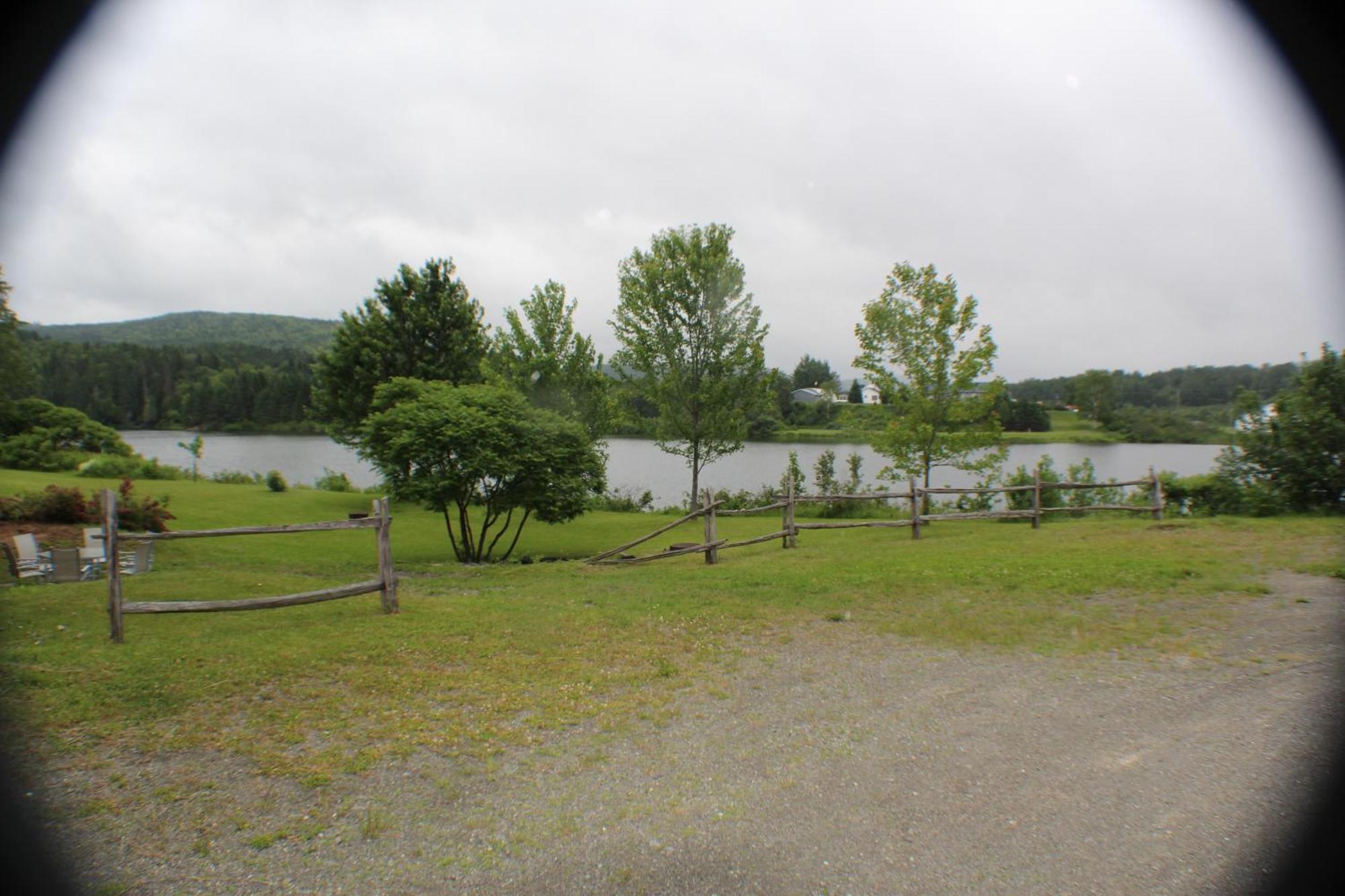 Manoir Des Lacs Lac Baker Exterior foto